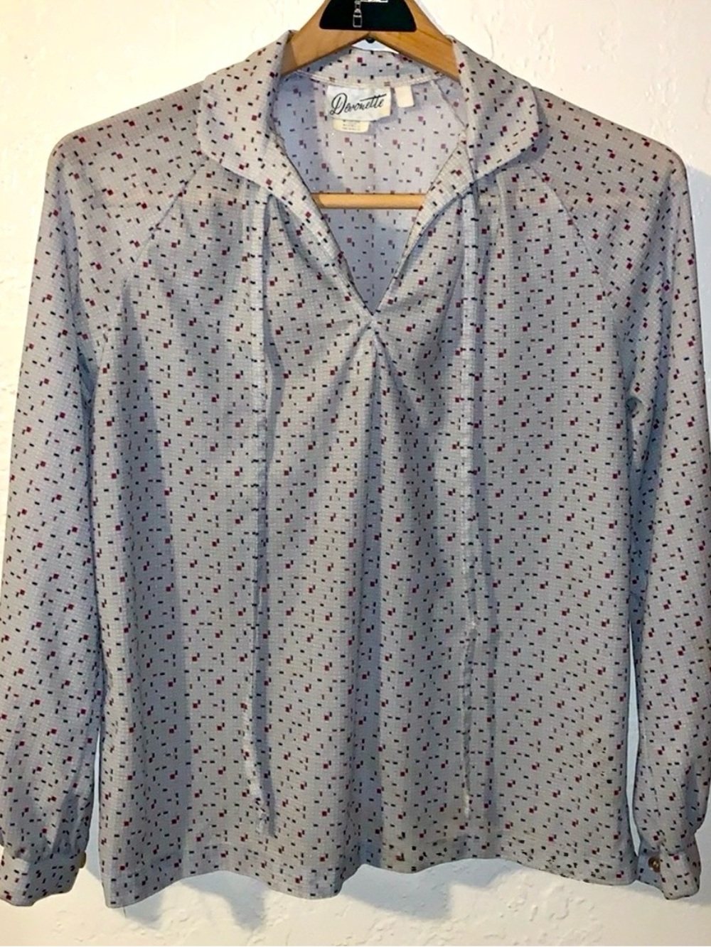 Vintage 70’s Devonette Long Sleeve Blouse Tie V Neck Raglan Gray Size M